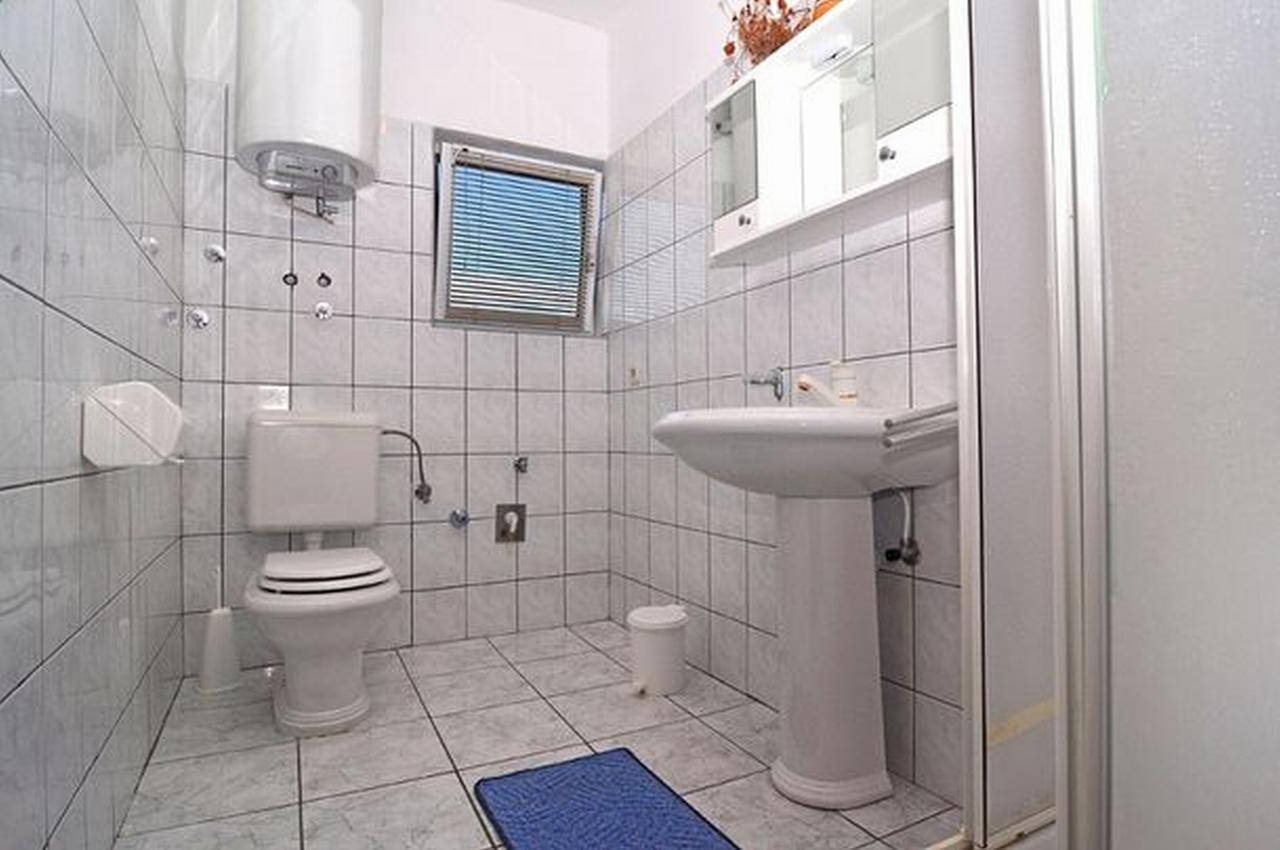 Apartments Jerina Sukosan Luaran gambar
